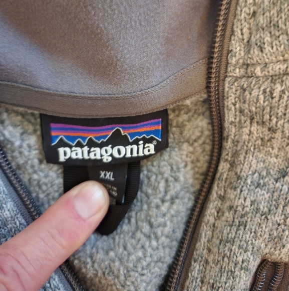 Pullover - Picture 2 of 2